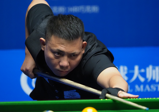 与臀中肌 与臀中肌