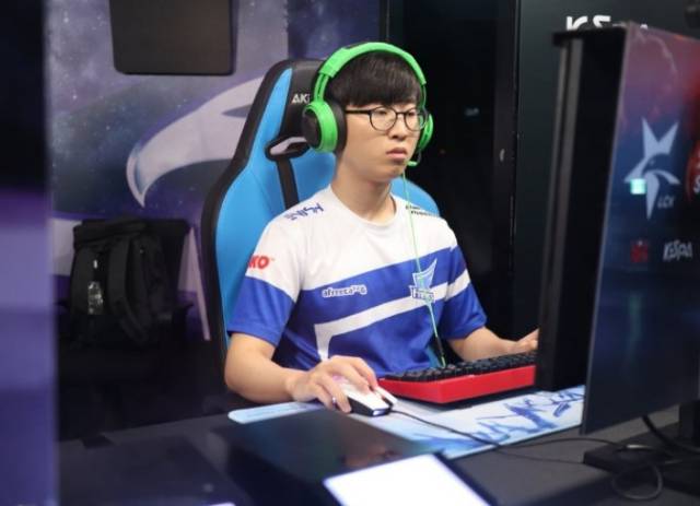 全部比赛在 全部比赛在